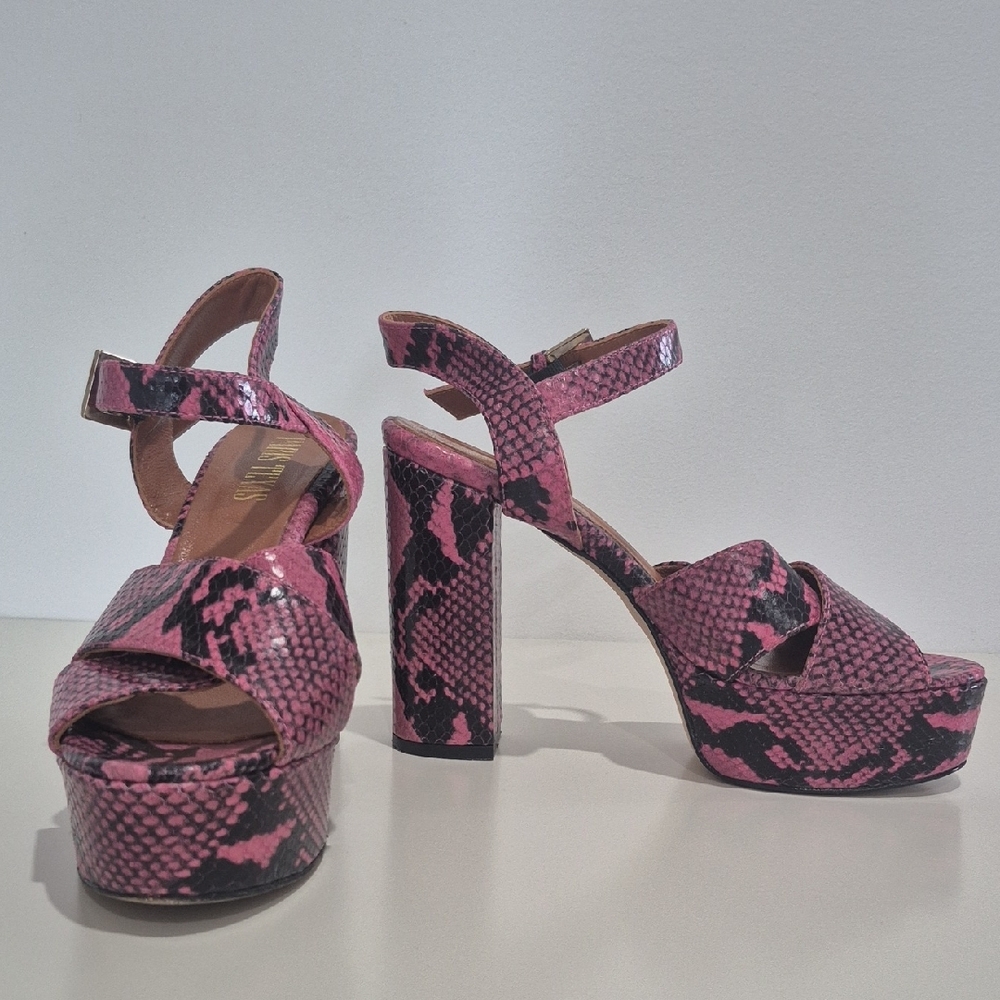 Paris Texas Fuchsia Python Print Platform Sandals, Size US8 (EU38)